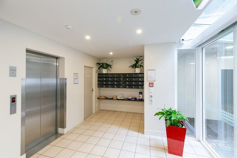 Photo of property in The Capital, 12/370 Oriental Parade, Oriental Bay, Wellington, 6011