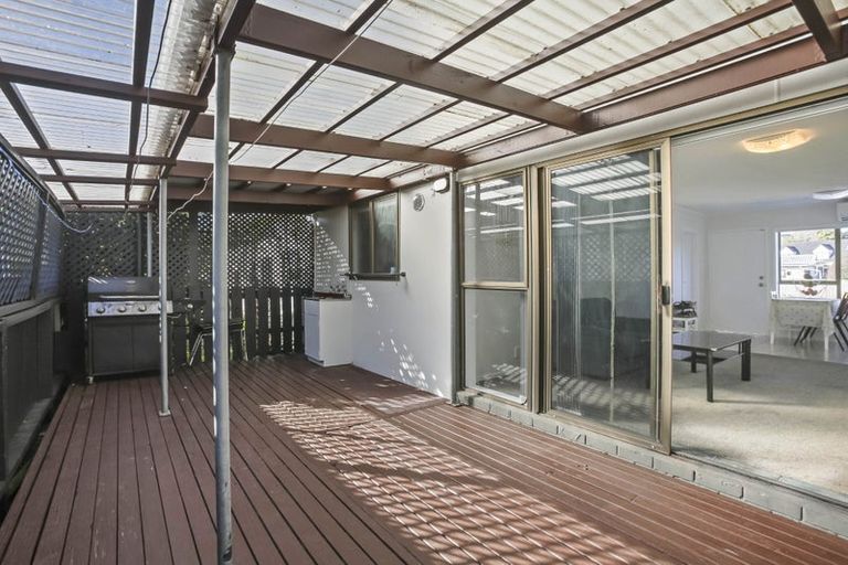 Photo of property in 45b Kurnell Drive, Botany Downs, Auckland, 2010