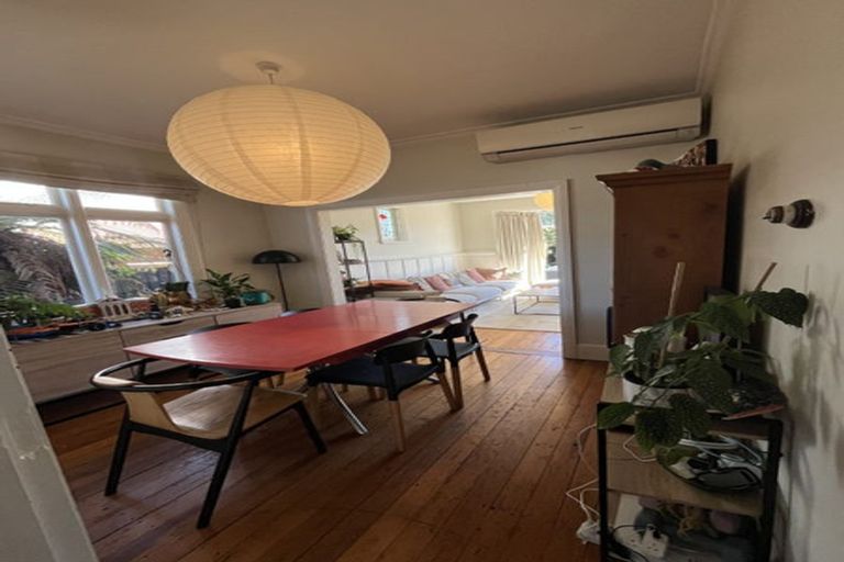 Photo of property in 8 Penrith Avenue, Somerfield, Christchurch, 8024