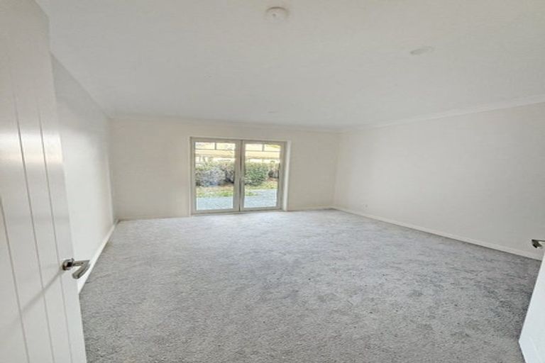 Photo of property in 1 Globe Bay Drive, Templeton, Christchurch, 8042