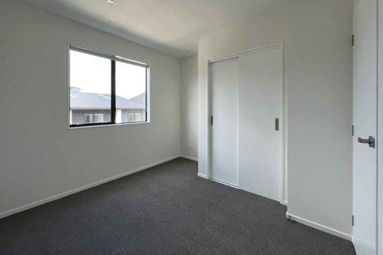 Photo of property in 6/476 West Coast Road, Glen Eden, Auckland, 0602