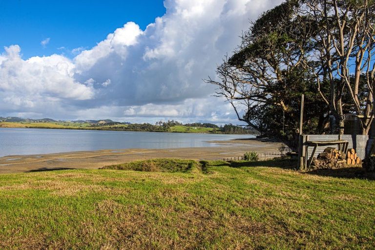 Photo of property in 164 Beatson Road, Whakapirau, 0583