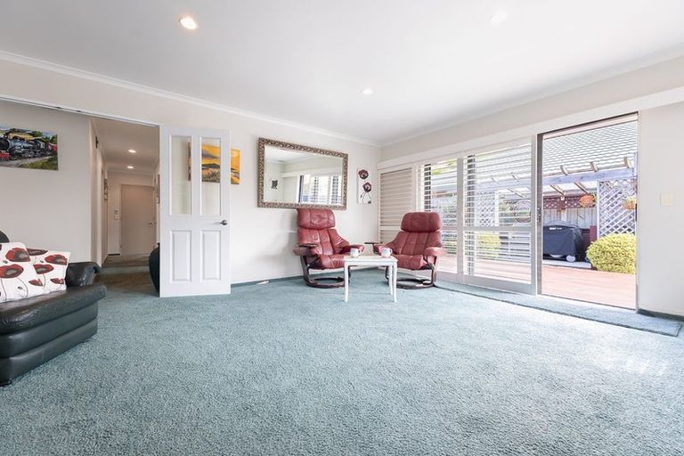 Photo of property in 2 Jeannie Way, Waikanae Beach, Waikanae, 5036