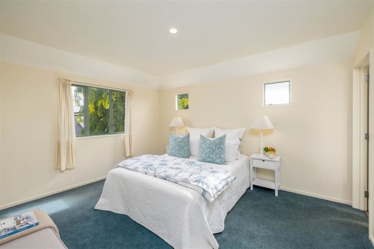 Photo of property in 58 Hewitts Road, Merivale, Christchurch, 8014