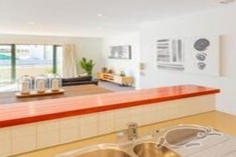 Photo of property in Marion Square Apartments, 23/26 Marion Street, Te Aro, Wellington, 6011