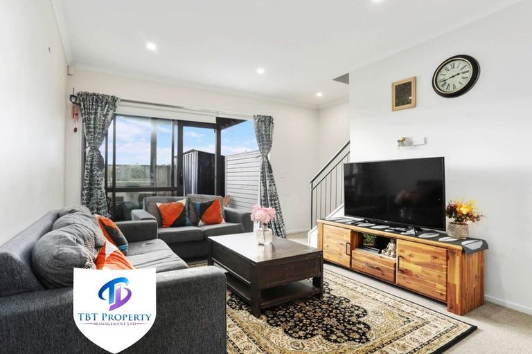 Photo of property in 14 Kamana Road, Flat Bush, Auckland, 2019
