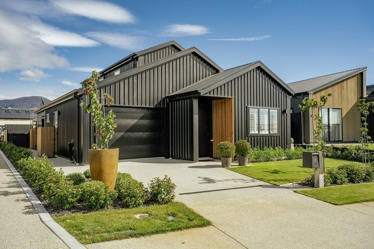 Photo of property in 2 Magnum Drive, Cromwell, 9310