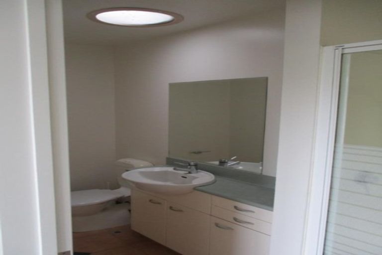 Photo of property in Waterford Estate, 1/102 Grantham Street, Hamilton Central, Hamilton, 3204