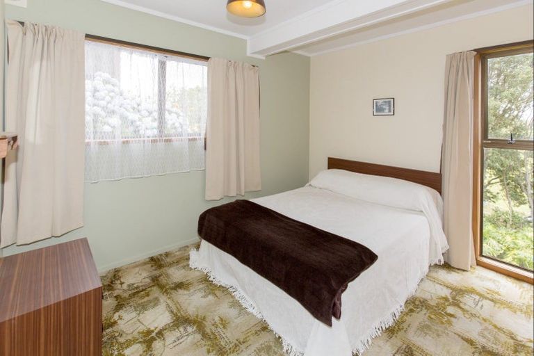 Photo of property in 11 Ripiro Drive, Baylys Beach, Dargaville, 0377