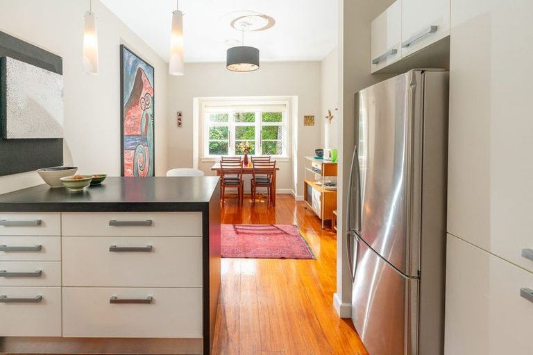 Photo of property in 111a Karori Road, Karori, Wellington, 6012