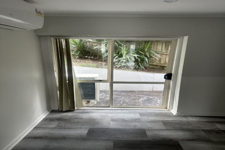 Photo of property in 29 Goodwood Drive, Goodwood Heights, Auckland, 2105