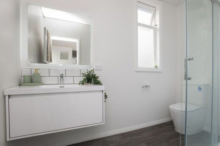 Photo of property in 110 De Lautour Road, Inner Kaiti, Gisborne, 4010