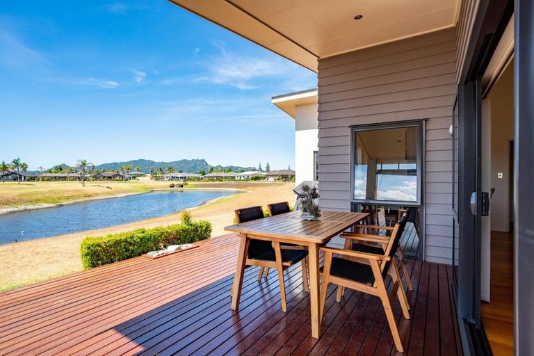 Photo of property in 7 O'farrell Drive, One Tree Point, 0118