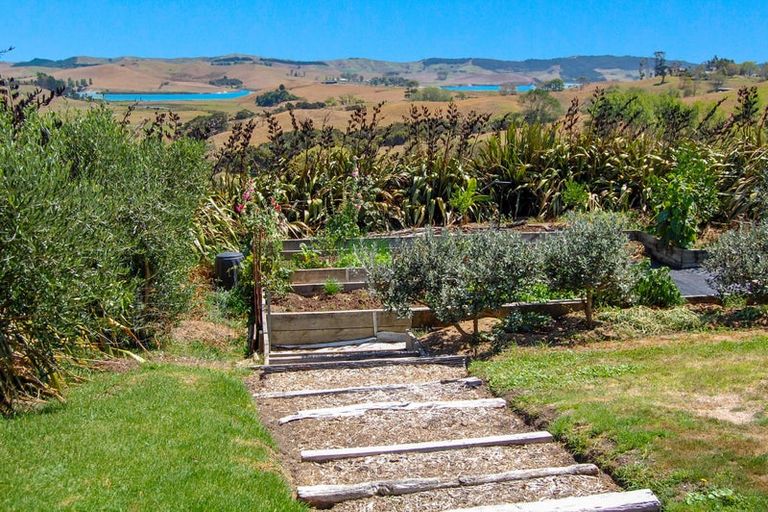 Photo of property in 1470 Oneriri Road, Kaiwaka, 0573