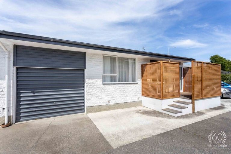 Photo of property in 2/38 Peer Street, Upper Riccarton, Christchurch, 8041