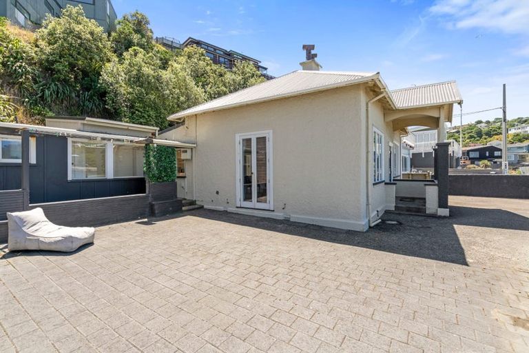 Photo of property in 72 Owhiro Bay Parade, Owhiro Bay, Wellington, 6023