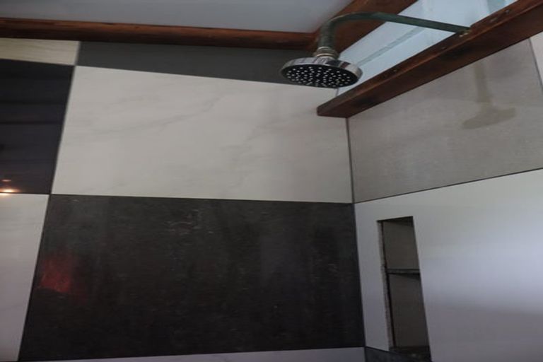 Photo of property in 7 James Road, Maungaturoto, 0587