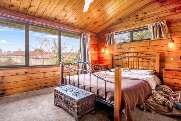 Photo of property in 27 Ray Small Drive, Papakura, 2110