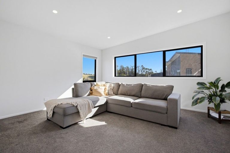 Photo of property in 12 Bob Carter Place, Welcome Bay, Tauranga, 3175