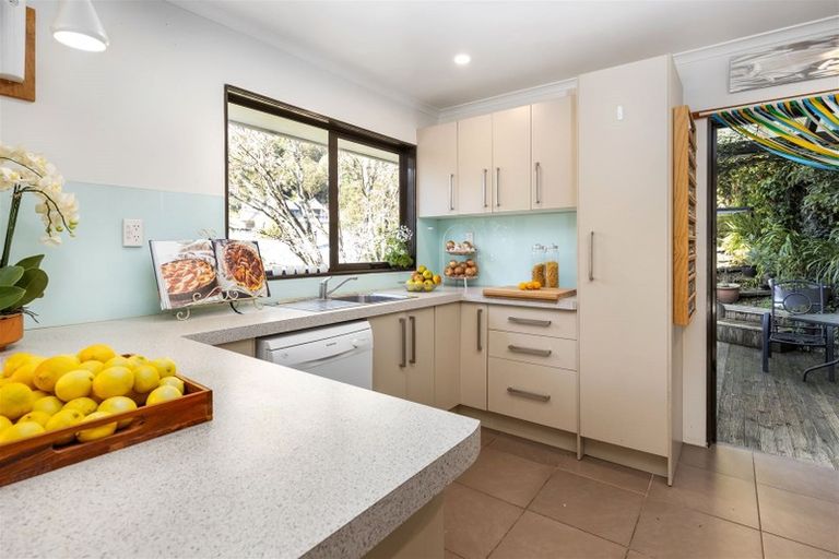 Photo of property in 5 Newgate Street, Picton, 7220