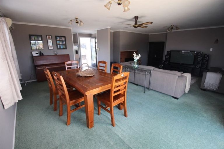 Photo of property in 13 Aotea Crescent, Tokoroa, 3420