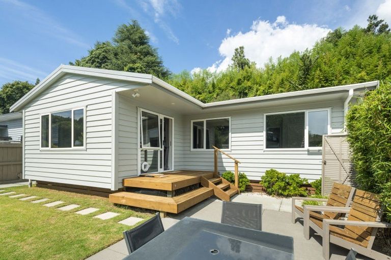 Photo of property in 6 Hughan Craig Place, Gate Pa, Tauranga, 3112