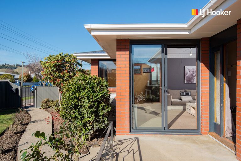 Photo of property in 27 Forfar Street, Mosgiel, 9024