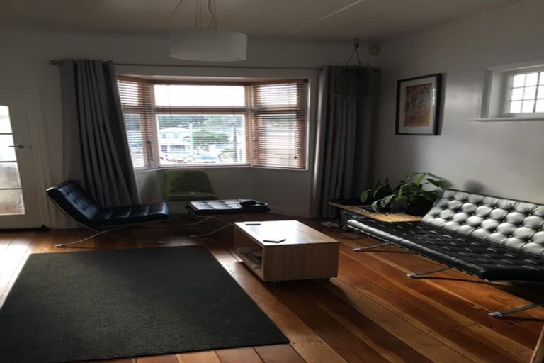 Photo of property in 24 Baden Road, Hataitai, Wellington, 6021