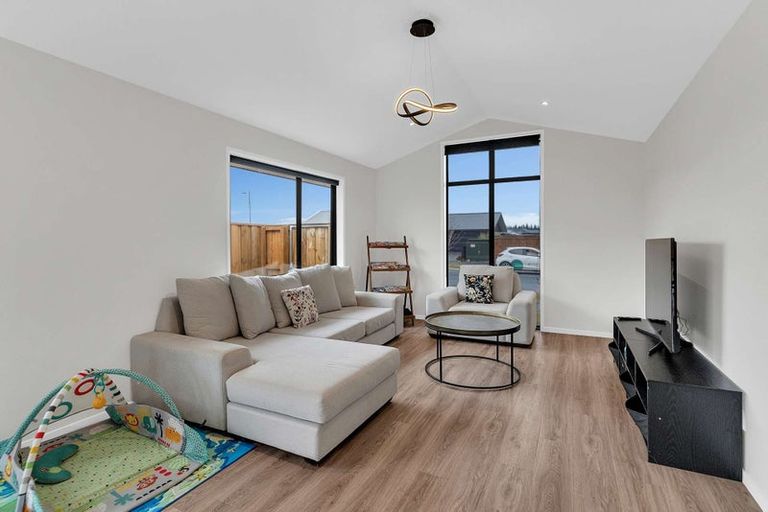 Photo of property in 4 Palmer Avenue, Rolleston, 7615