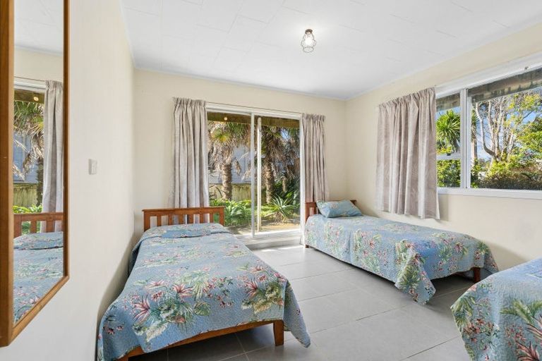 Photo of property in 54 Manaia Road, Tairua, 3508