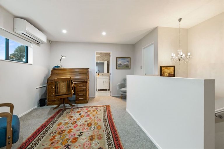 Photo of property in 18c Riverpark Crescent, Henderson, Auckland, 0610