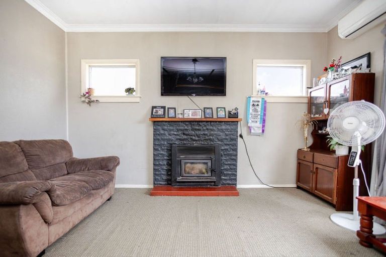 Photo of property in 15 Neptune Street, Dannevirke, 4930