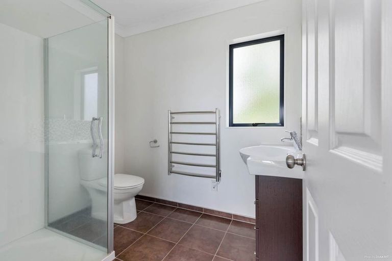 Photo of property in 93 Anzac Road, Pukekohe, 2120