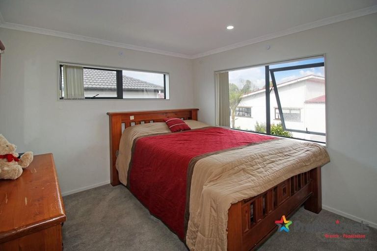 Photo of property in 16 Earlsworth Road, Mangere East, Auckland, 2024