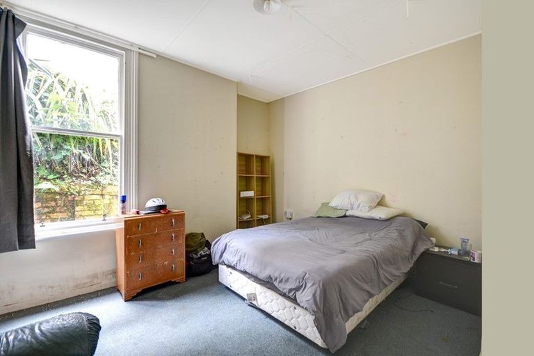 Photo of property in 120 Queen Street, North Dunedin, Dunedin, 9016
