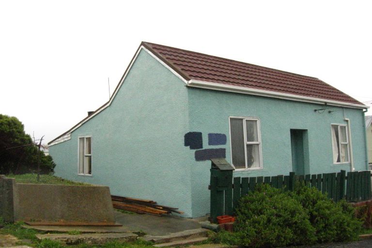 Photo of property in 6 Ohau Street, Ravensbourne, Dunedin, 9022