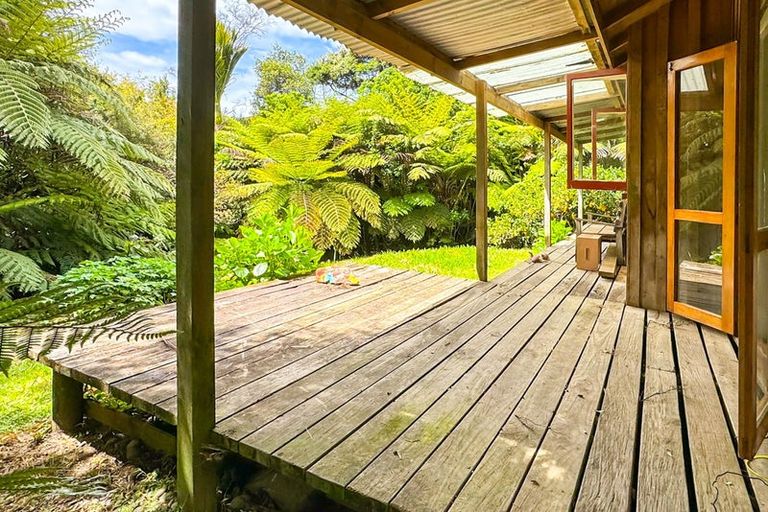 Photo of property in 994 Kennedy Bay Road, Kennedy Bay, Coromandel, 3583