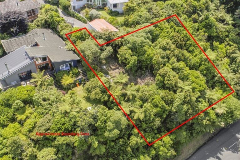 Photo of property in 6b Christina Grove, Normandale, Lower Hutt, 5010