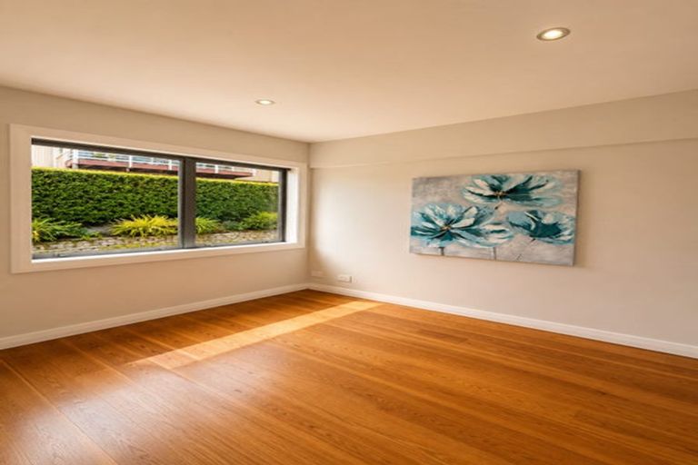 Photo of property in 276 Lake Road, Hauraki, Auckland, 0622