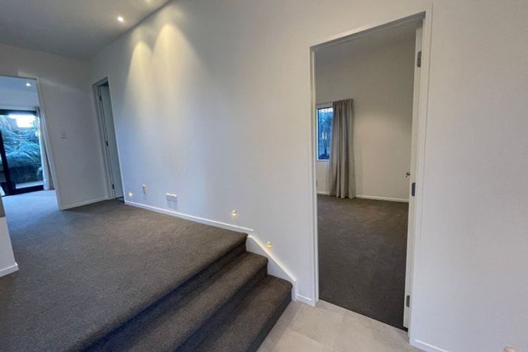 Photo of property in 1/41 High Road, Glenfield, Auckland, 0629