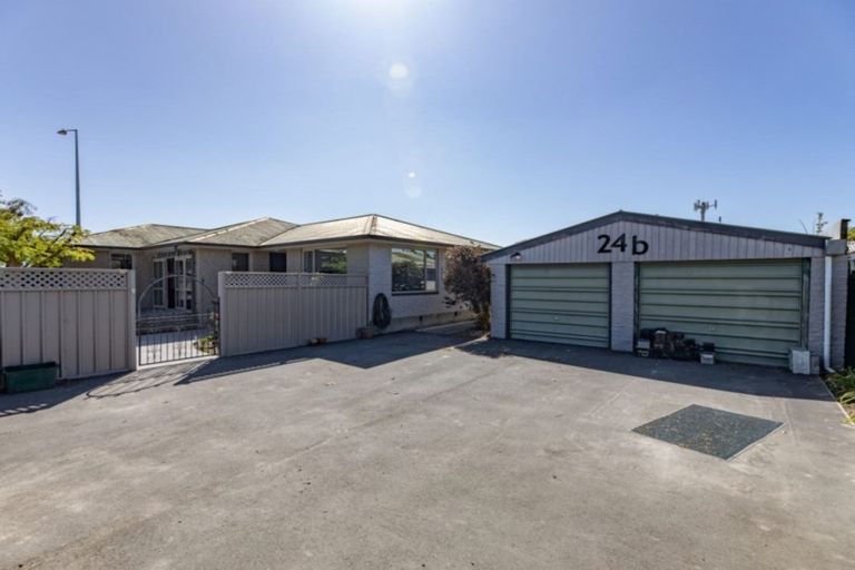 Photo of property in 24b Sarabande Avenue, Redwood, Christchurch, 8051