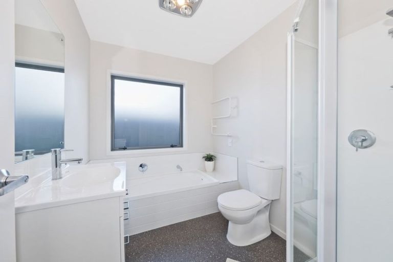 Photo of property in 44 Wallingford Crescent, Rolleston, 7615