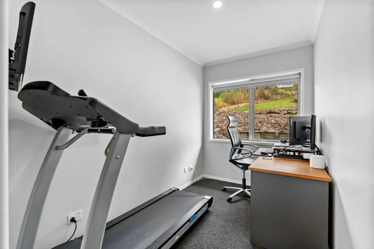 Photo of property in 12 Catherin Servant Close, Maunu, Whangarei, 0110