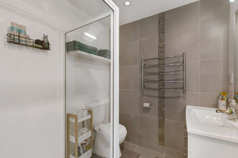 Photo of property in 215/17 Link Crescent, Stanmore Bay, Whangaparaoa, 0932