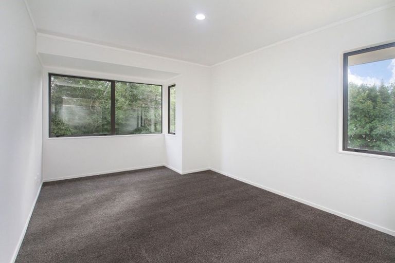 Photo of property in 16 Rata Street, Waiuku, 2123