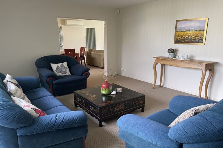 Photo of property in 3 Kouras Place, Flat Bush, Auckland, 2016