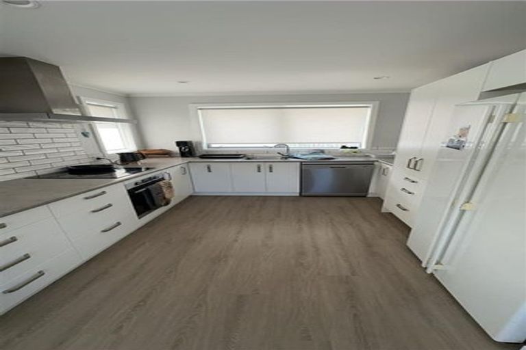 Photo of property in 137a Winchester Street, Levin, 5510