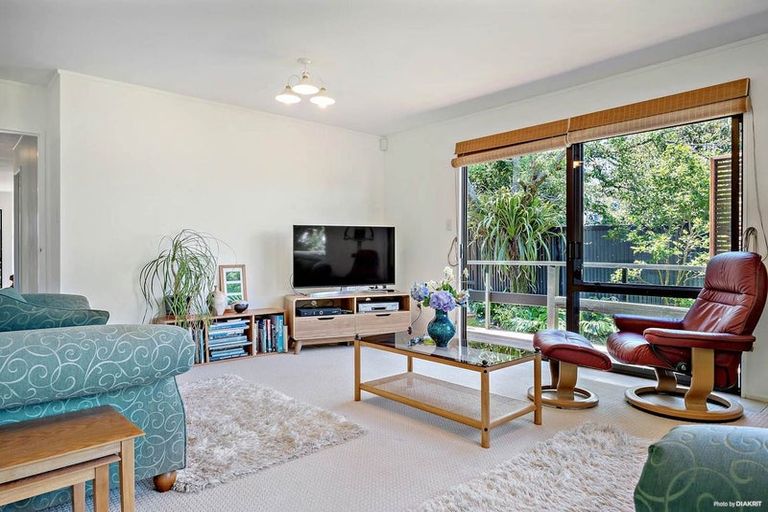 Photo of property in 2/227 Shirley Road, Papatoetoe, Auckland, 2025