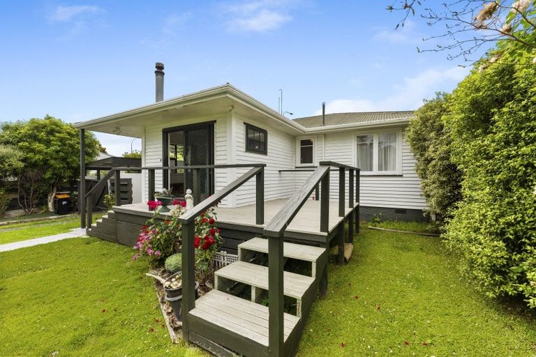 Photo of property in 9 Long Melford Road, Awapuni, Palmerston North, 4412