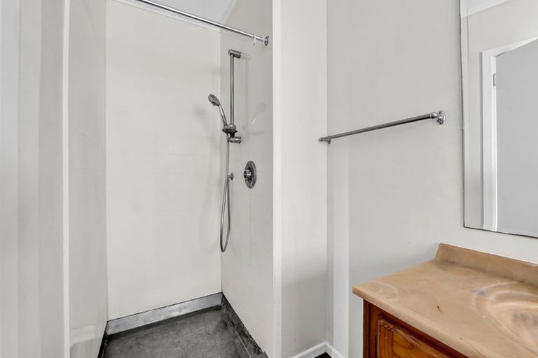 Photo of property in 117 Weraroa Road, Waverley, 4510